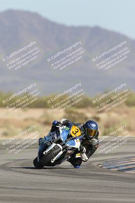 media/Oct-04-2025-CVMA (Sat) [[408bcdd6e4]]/Race 13-Amateur Supersport Open/